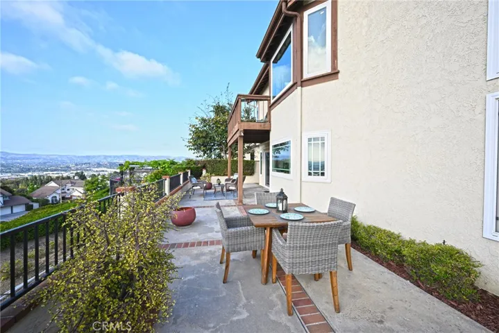 550 S Londerry Lane, Anaheim, California 92807
