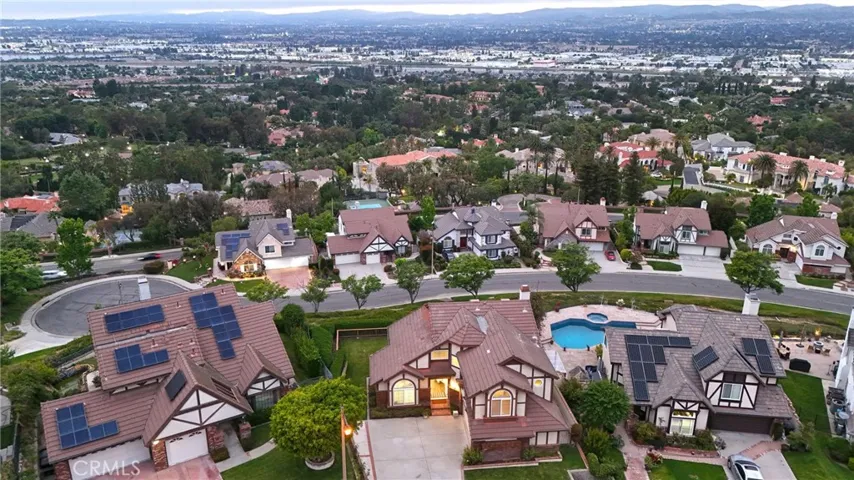 550 S Londerry Lane, Anaheim, California 92807