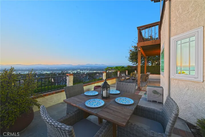 550 S Londerry Lane, Anaheim, California 92807