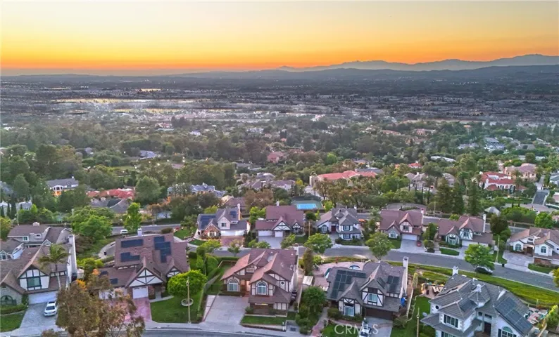 550 S Londerry Lane, Anaheim, California 92807