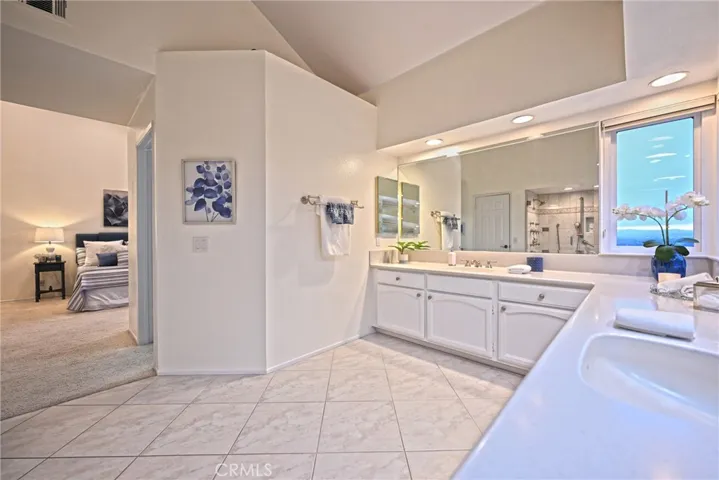 550 S Londerry Lane, Anaheim, California 92807