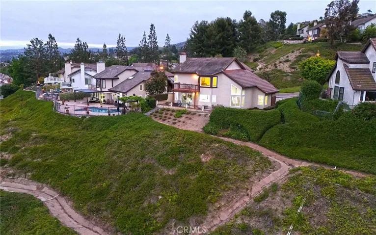 550 S Londerry Lane, Anaheim, California 92807