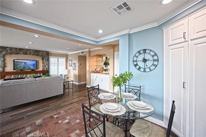 550 S Londerry Lane, Anaheim, California 92807