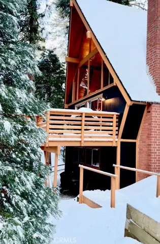 28520 Shenandoah Drive, Lake Arrowhead, California 92352