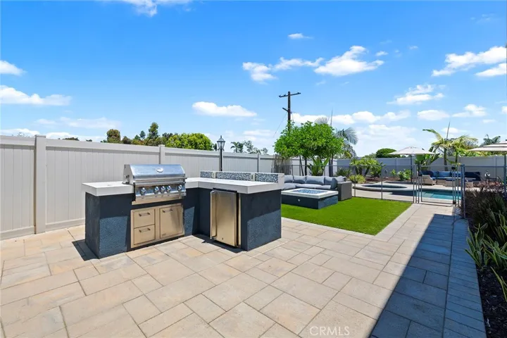 1179 Tesoro Place, Vista, California 92081