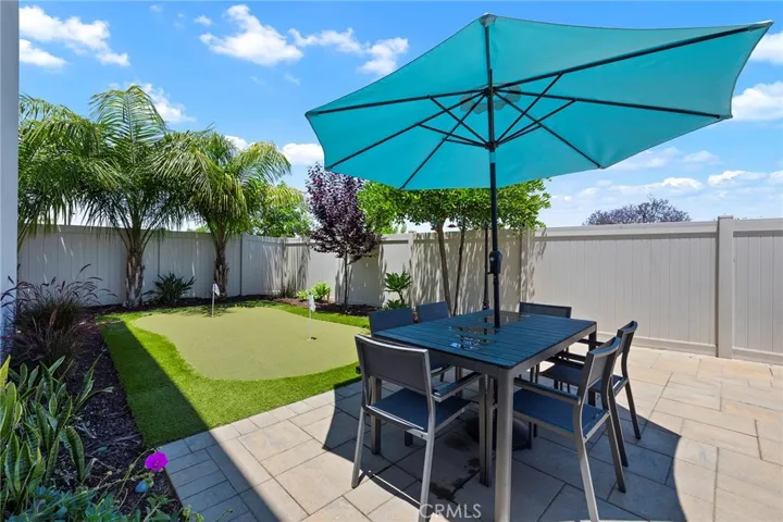 1179 Tesoro Place, Vista, California 92081