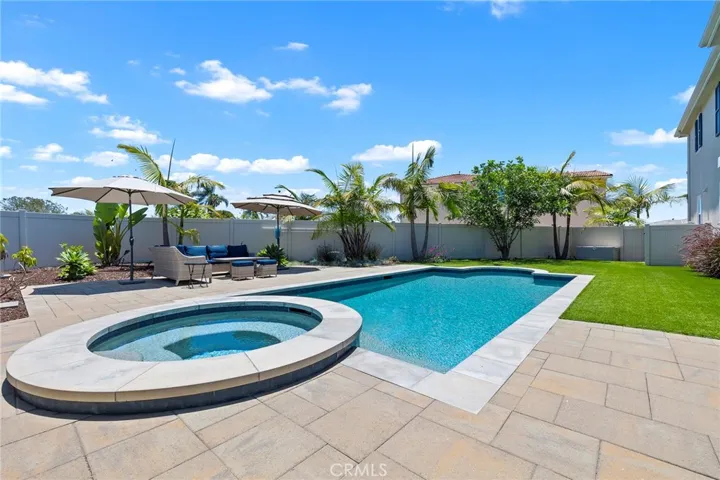 1179 Tesoro Place, Vista, California 92081