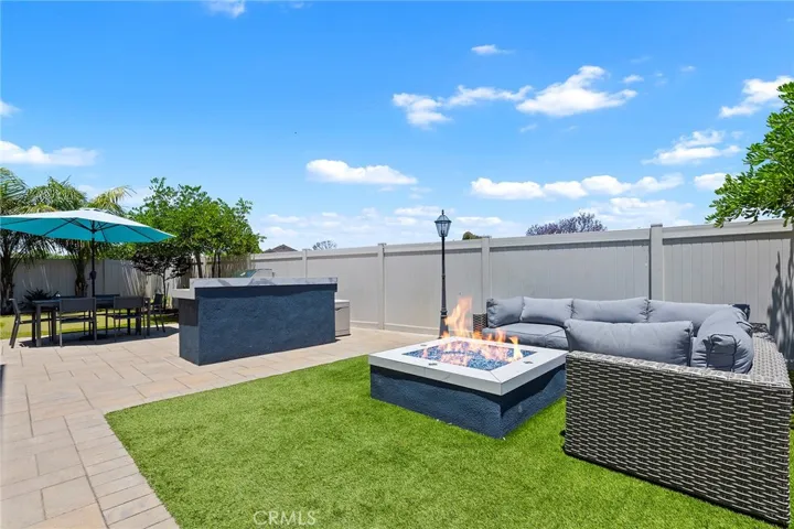 1179 Tesoro Place, Vista, California 92081