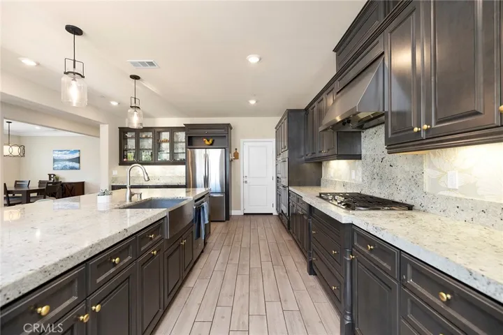 Kitchen to front of house