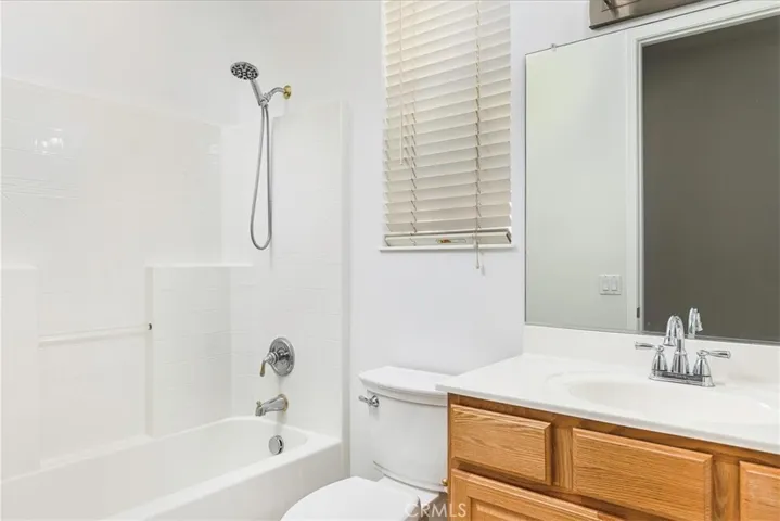 985 Blackhawk Drive, Beaumont, California 92223