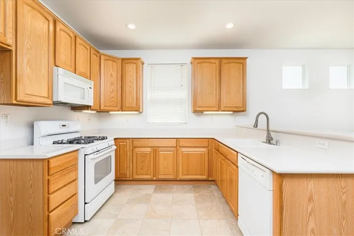 985 Blackhawk Drive, Beaumont, California 92223