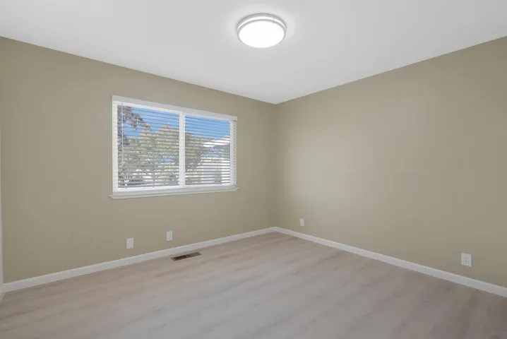 401 Cowden Road, Hollister, California 95023