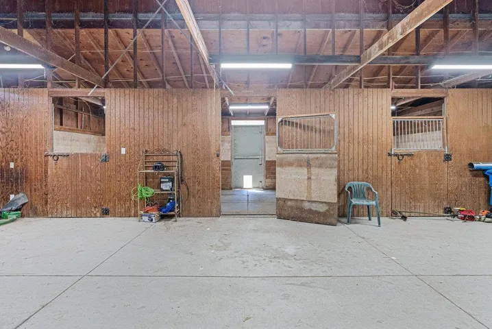 401 Cowden Road, Hollister, California 95023