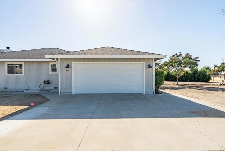 401 Cowden Road, Hollister, California 95023