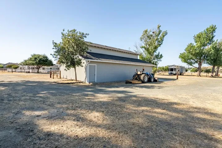 401 Cowden Road, Hollister, California 95023