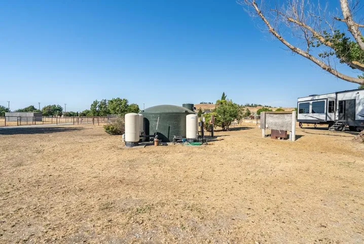 401 Cowden Road, Hollister, California 95023