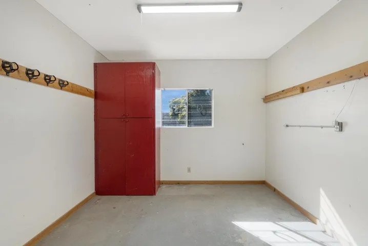 401 Cowden Road, Hollister, California 95023