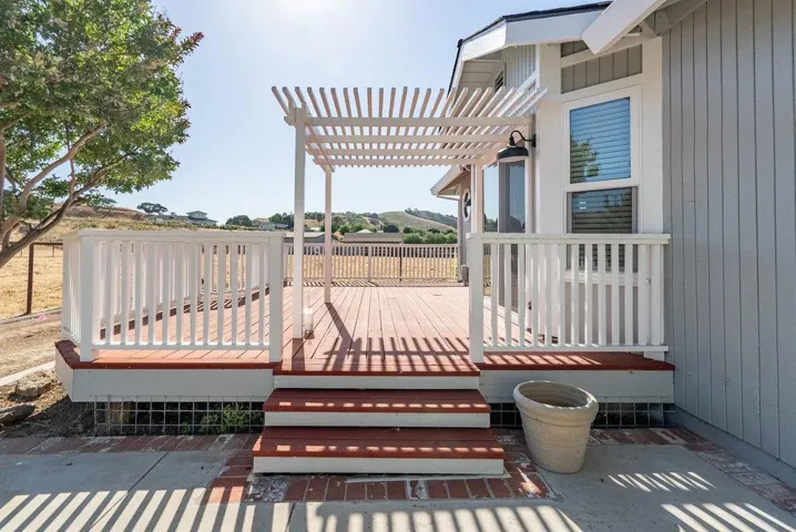 401 Cowden Road, Hollister, California 95023
