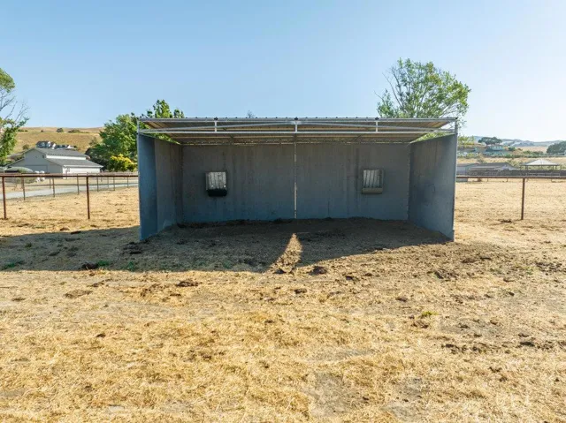 401 Cowden Road, Hollister, California 95023
