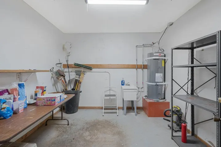 401 Cowden Road, Hollister, California 95023
