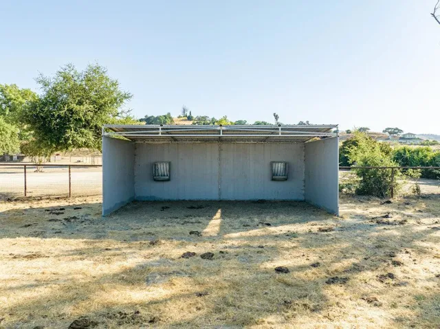 401 Cowden Road, Hollister, California 95023