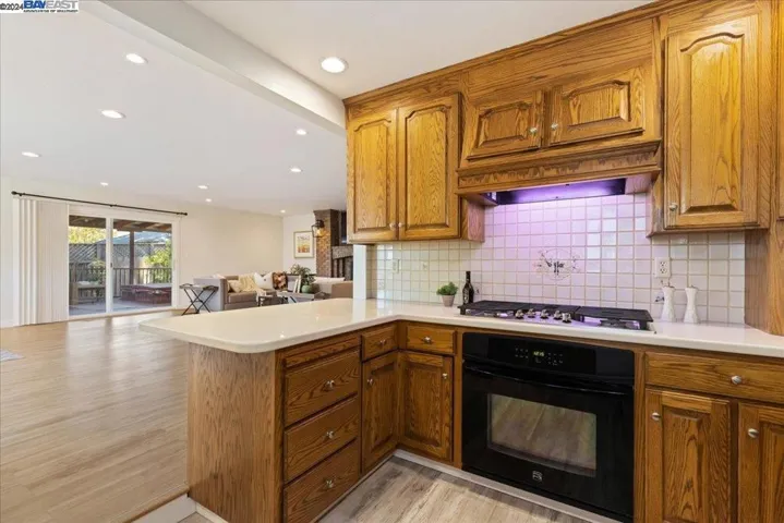 19000 Mayberry Drive, Castro Valley, California 94546