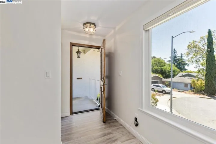 19000 Mayberry Drive, Castro Valley, California 94546