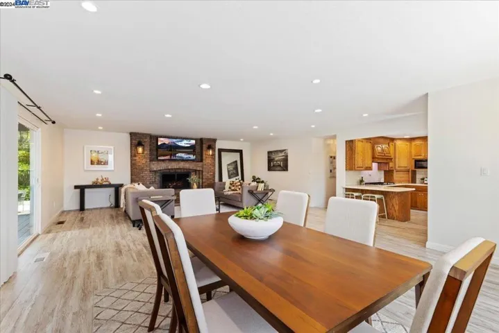 19000 Mayberry Drive, Castro Valley, California 94546