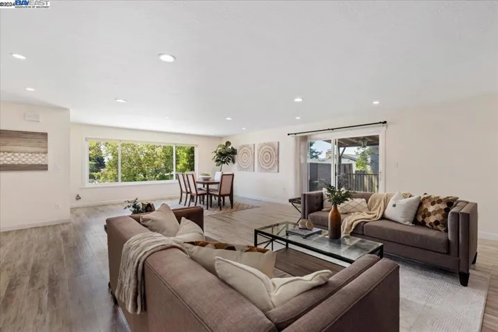19000 Mayberry Drive, Castro Valley, California 94546