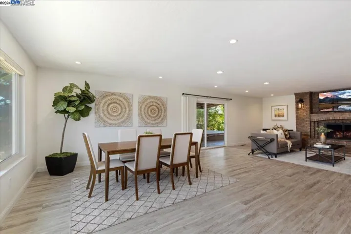 19000 Mayberry Drive, Castro Valley, California 94546