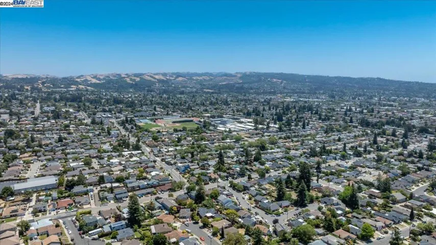 19000 Mayberry Drive, Castro Valley, California 94546