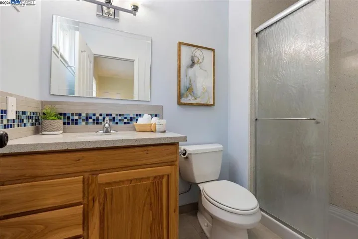 19000 Mayberry Drive, Castro Valley, California 94546