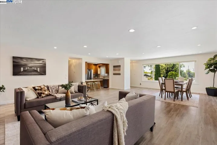 19000 Mayberry Drive, Castro Valley, California 94546