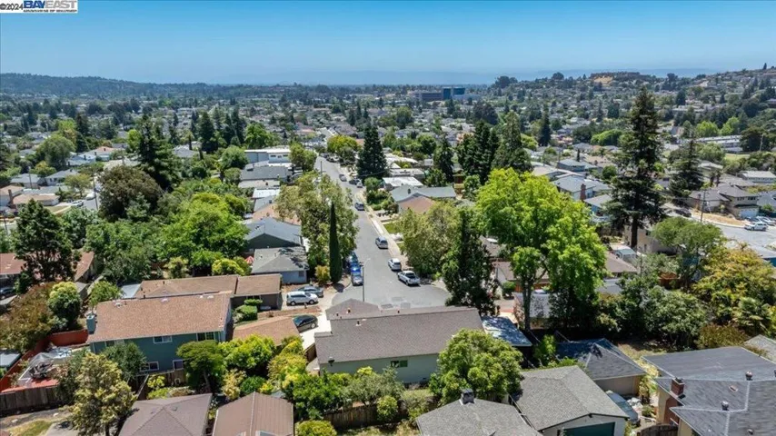 19000 Mayberry Drive, Castro Valley, California 94546