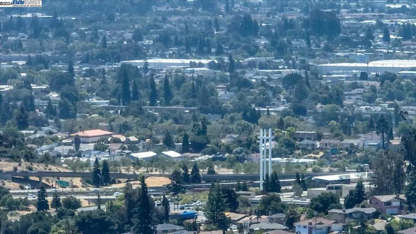 19000 Mayberry Drive, Castro Valley, California 94546