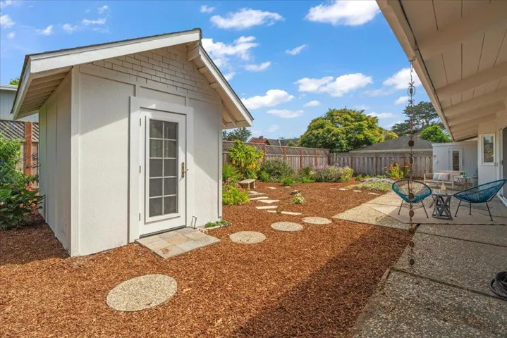 210 Kenneth Drive, Aptos, California 95003