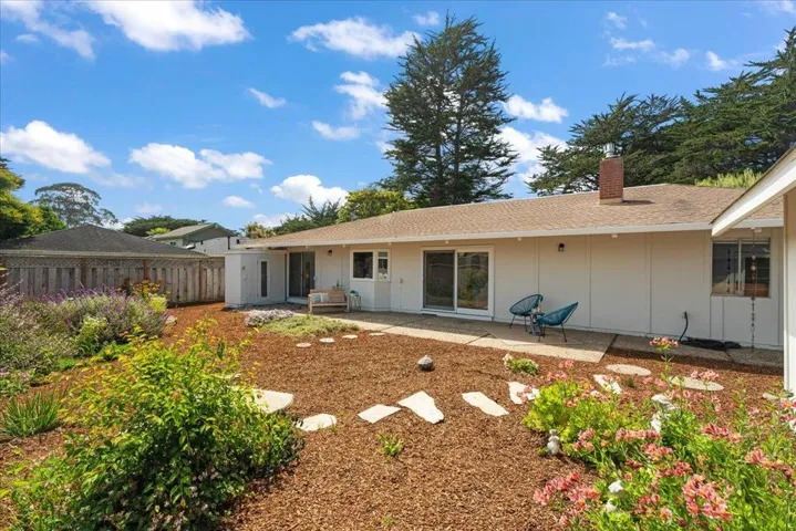 210 Kenneth Drive, Aptos, California 95003