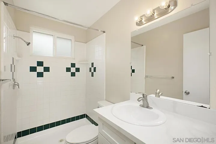 4048 Cosmo St, San Diego, California 92111