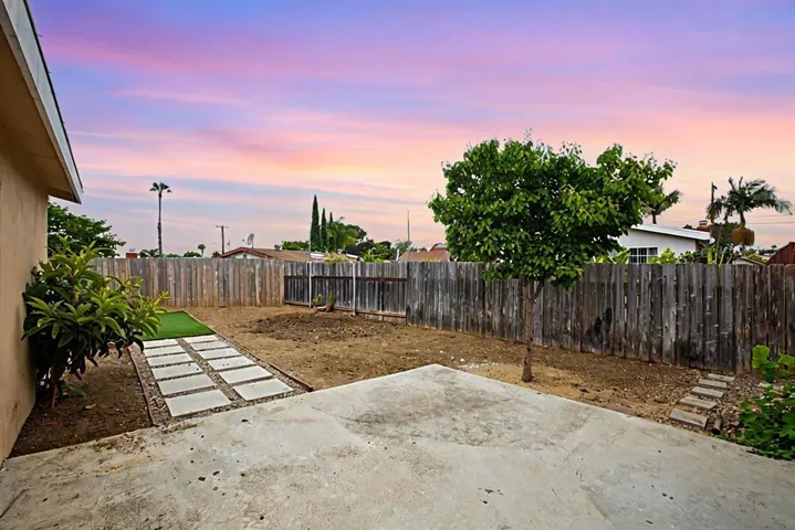 4048 Cosmo St, San Diego, California 92111