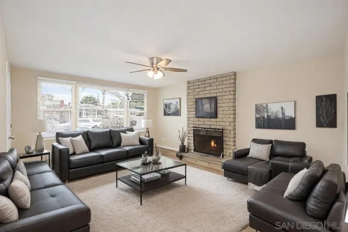 4048 Cosmo St, San Diego, California 92111