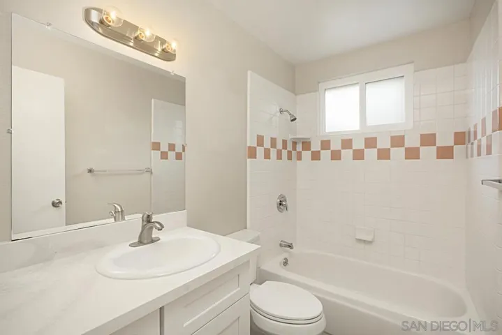 4048 Cosmo St, San Diego, California 92111