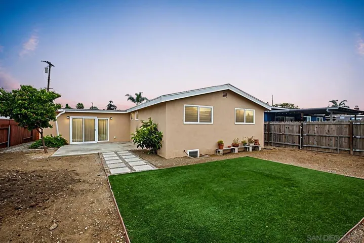 4048 Cosmo St, San Diego, California 92111