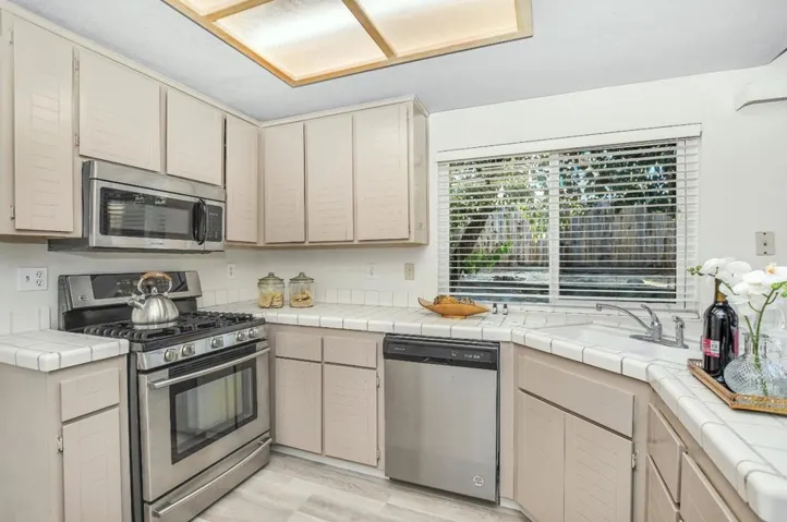 4456 Shannondale Drive, Antioch, California 94531