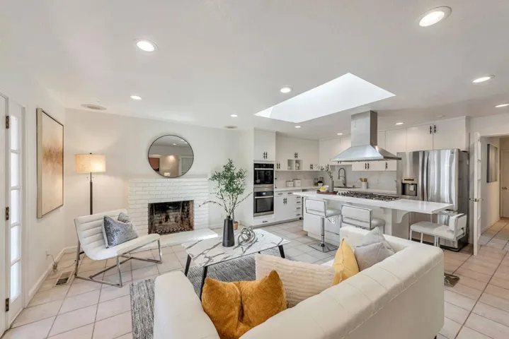 6839 Lenwood Way, San Jose, California 95120