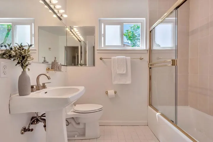 6839 Lenwood Way, San Jose, California 95120