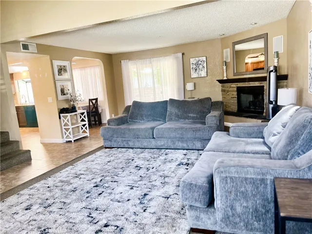 9377 Tangelo Avenue, Fontana, California 92335