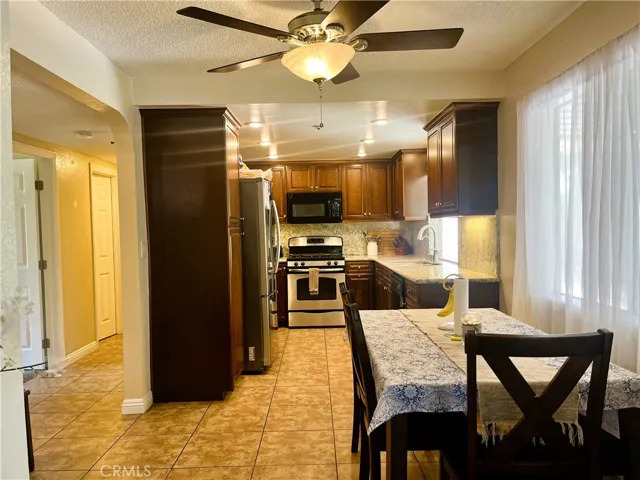 9377 Tangelo Avenue, Fontana, California 92335