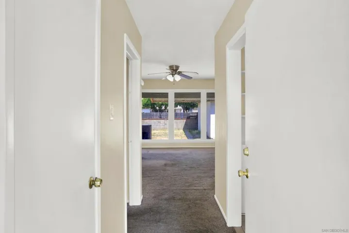 7515 Magnolia Ave, Riverside, California 92504