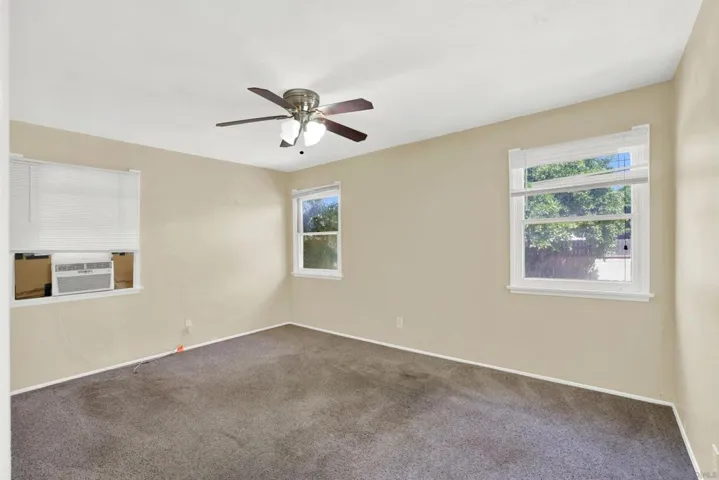 7515 Magnolia Ave, Riverside, California 92504