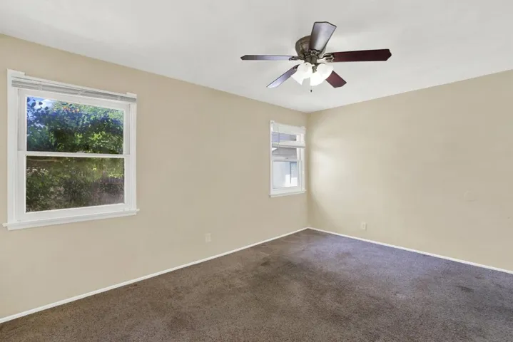 7515 Magnolia Ave, Riverside, California 92504